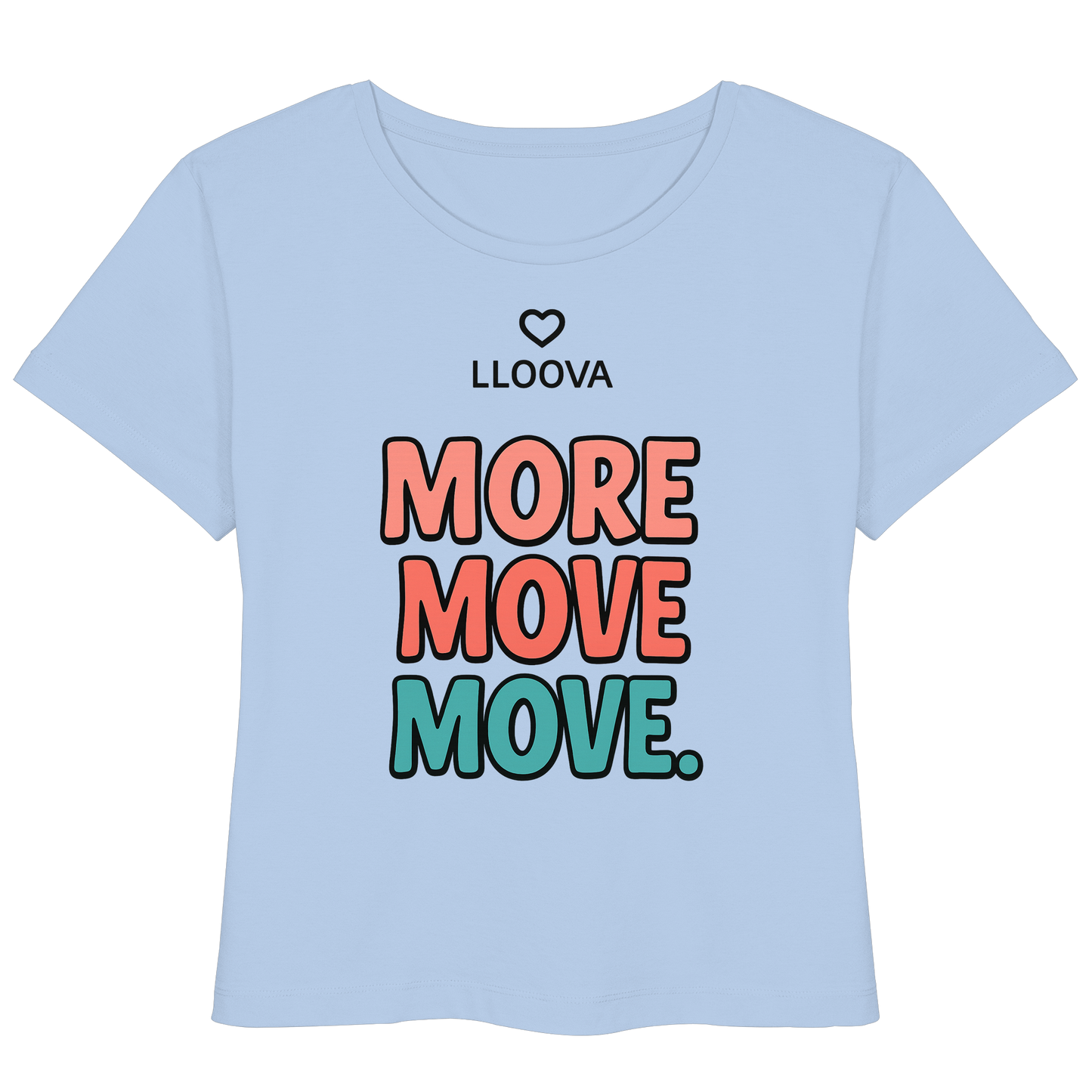 Hafensommer Women’s T-Shirt mit „More Move.“ Print vorne
Rückseite mit „More Love.“ Statement
Leichtes Bio-T-Shirt für Damen aus Hamburg
Nachhaltiges Sommer-Shirt mit Scoop-Neck
Detailaufnahme: doppelseitiger Druck in Schwarz
Sommerliches Statement T-Shirt aus Bio-Baumwolle