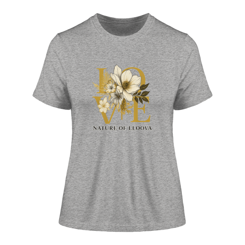 Elbwiese Fitted Ladies Organic Shirt mit LOVE & Blütenmotiv

Figurbetontes Bio-Shirt von LLOOVA in Gold & Schwarz

Detailansicht: florale Linien & Nature of LLOOVA Print

Nachhaltiges Damen T-Shirt mit hanseatischer Eleganz

Mindful Fashion für Naturverbundene Frauen

Feminines Statement Shirt für urbane Ruhe & Stil

